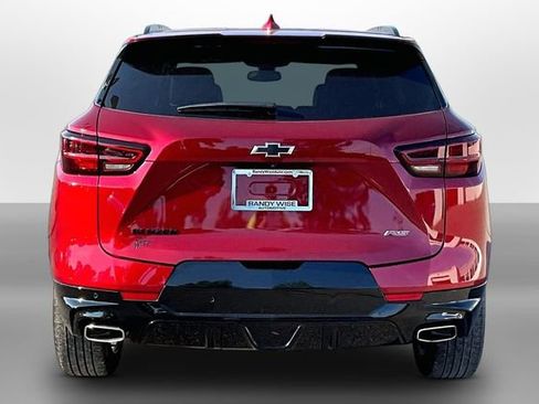 Certified 2025 Chevrolet Blazer RS FWD image 4
