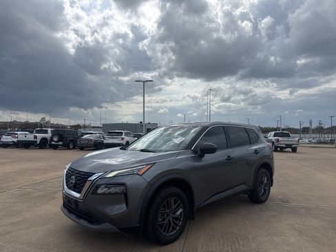 Certified 2023 Nissan Rogue S image 7