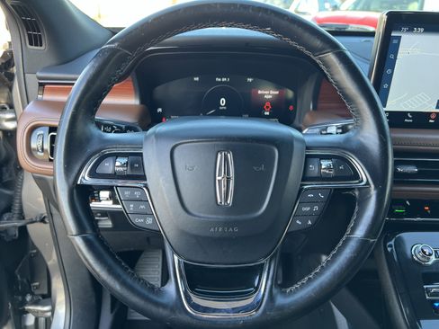 Certified 2023 Lincoln Nautilus Reserve w/ Equipment Group 201A image 16