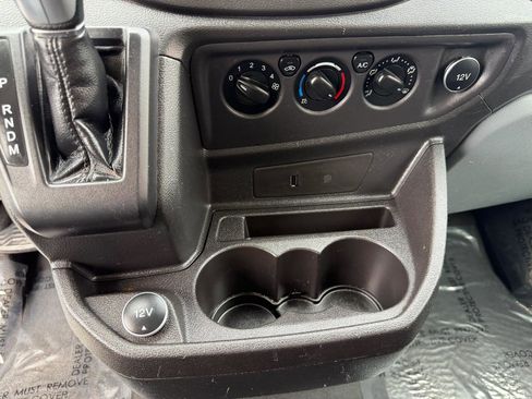 Used 2017 Ford Transit 350 XL image 21