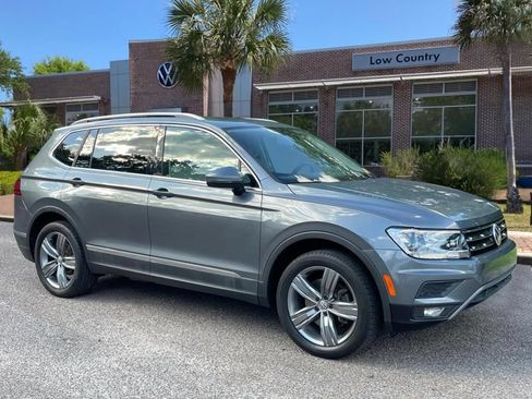 Used 2020 Volkswagen Tiguan SEL w/ 3rd Row Seat Package AWD/4WD image 1
