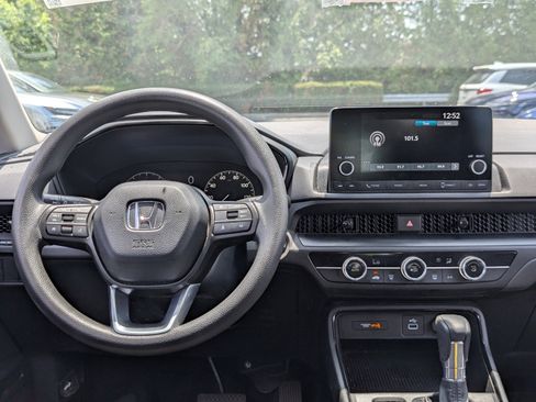 Used 2024 Honda CR-V LX image 6