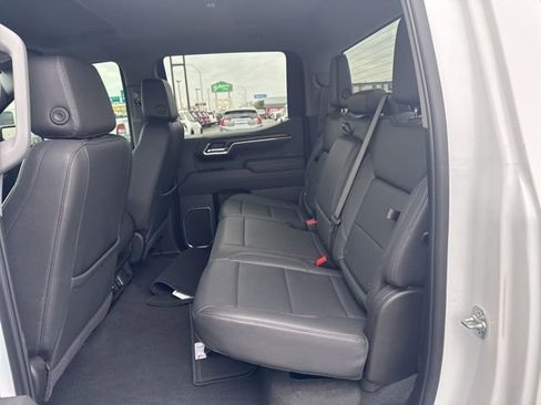 Used 2025 GMC Sierra 1500 SLT image 19