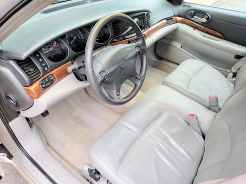 Used 2004 Buick Le Sabre Custom w/ Platinum Edition FWD image 8