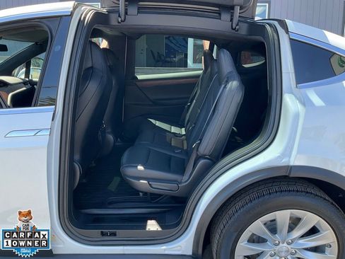Used 2019 Tesla Model X AWD/4WD image 7