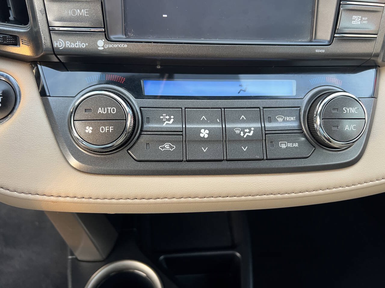 Used 2015 Toyota RAV4 Limited AWD/4WD image 14