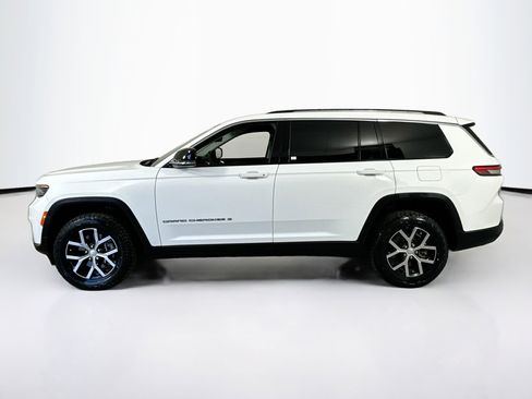 Used 2023 Jeep Grand Cherokee L Limited image 8
