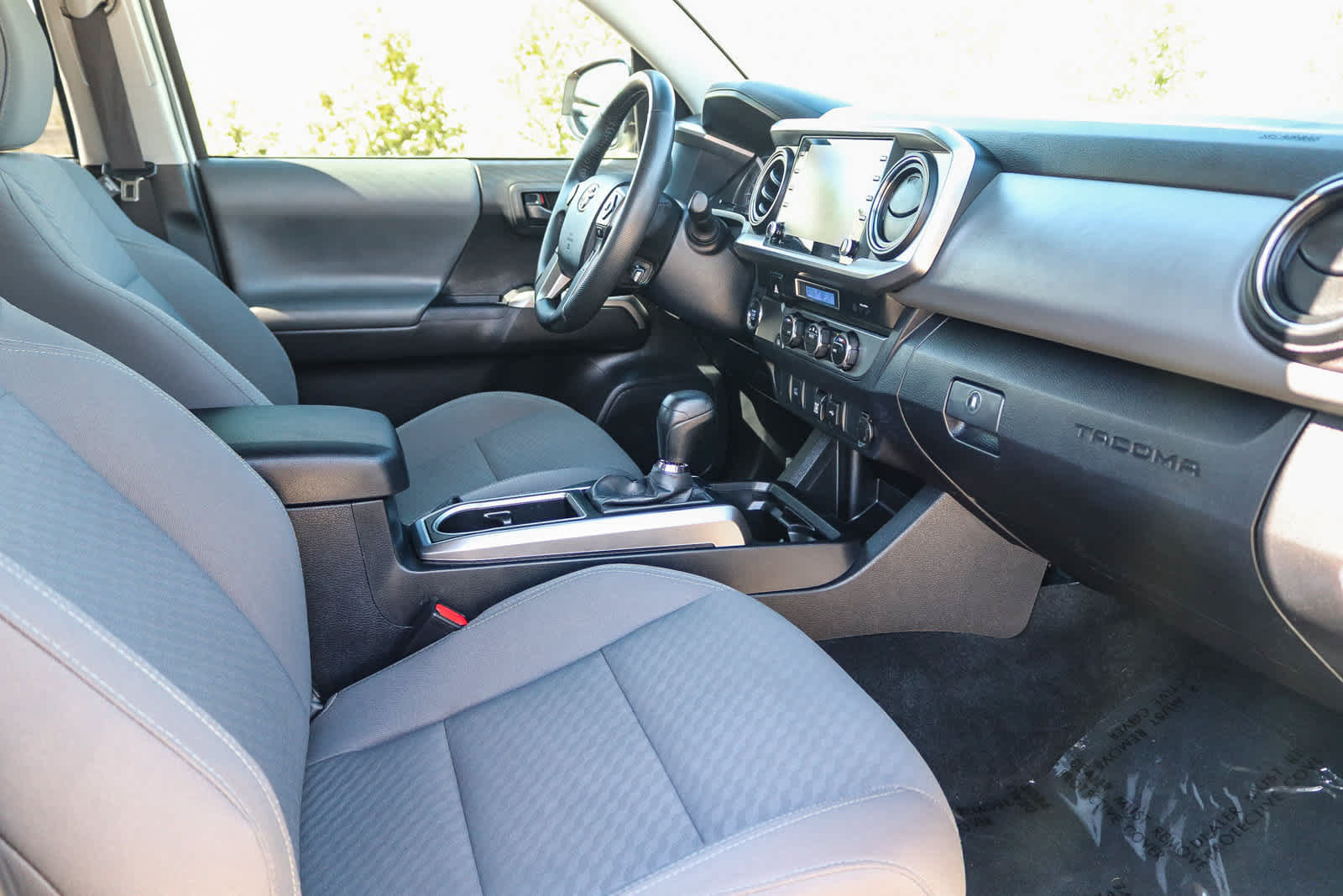 Used 2023 Toyota Tacoma SR5 RWD image 16