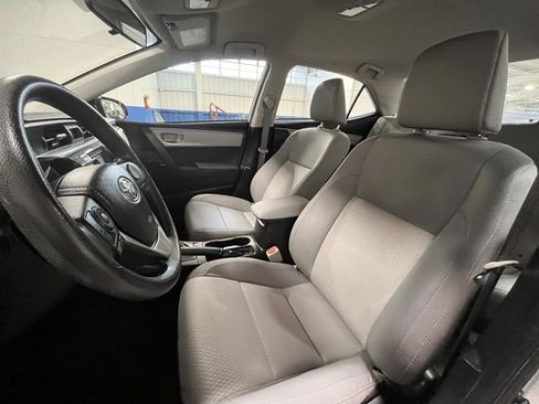 Used 2015 Toyota Corolla L image 21