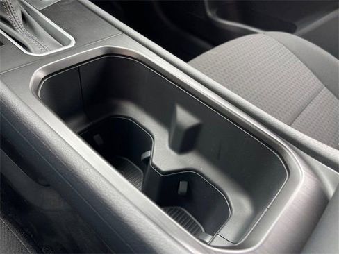 Used 2025 Nissan Kicks S image 18