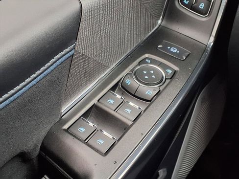 Used 2025 Ford F250 Platinum w/ Tremor Off-Road Package image 13