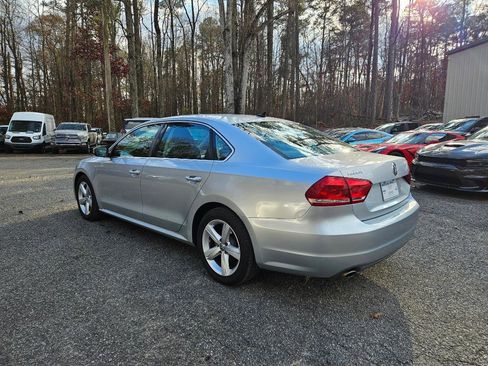 Used 2013 Volkswagen Passat 2.5 SE image 6