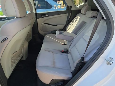 Used 2018 Hyundai Tucson SE image 6
