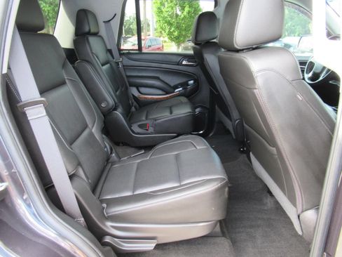 Used 2018 Chevrolet Tahoe Premier AWD/4WD image 36