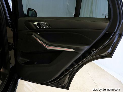 Used 2022 BMW X5 xDrive40i w/ Premium Package image 33