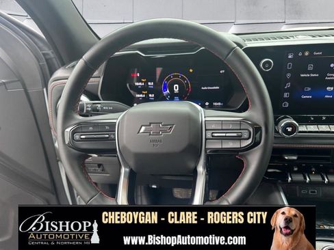 Used 2024 Chevrolet Colorado Z71 w/ Z71 Convenience Package 2 AWD/4WD image 23