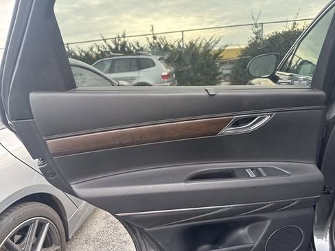 Used 2021 Genesis GV80 3.5T image 11