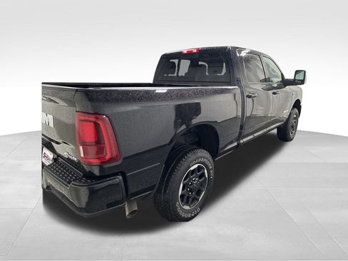 Used 2026 RAM 2500 Laramie AWD/4WD image 5