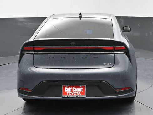 New 2026 Toyota Prius LE image 23
