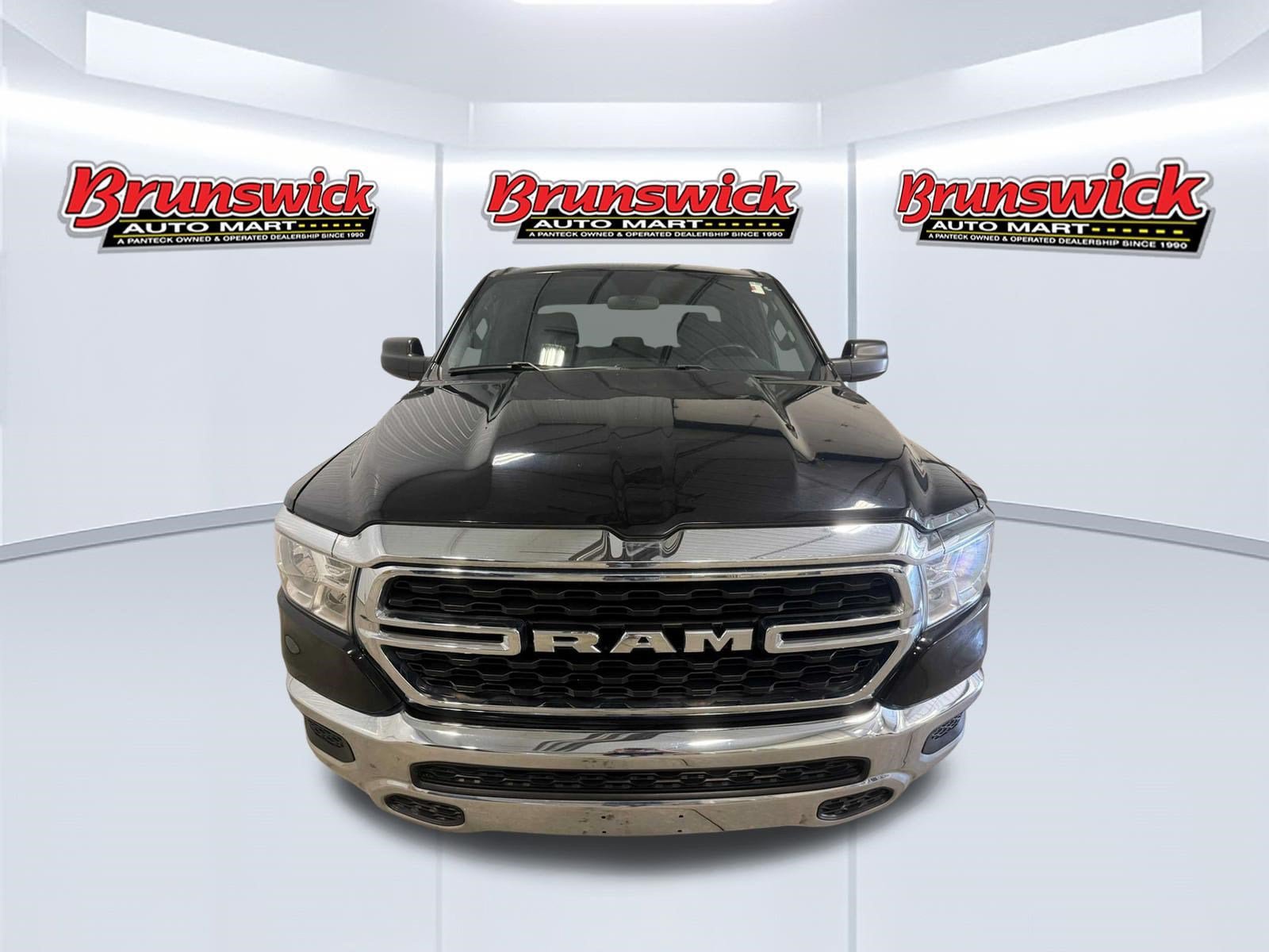 Used 2023 RAM 1500 Big Horn AWD/4WD image 3