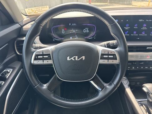 Used 2025 Kia Telluride S image 19