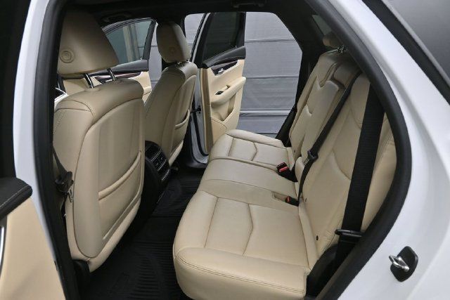 Used 2017 Cadillac XT5 Luxury w/ Driver Awareness Package AWD/4WD image 15