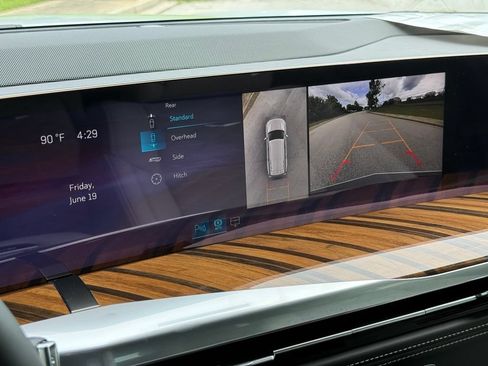 New 2026 Cadillac Escalade Platinum Sport AWD/4WD image 34