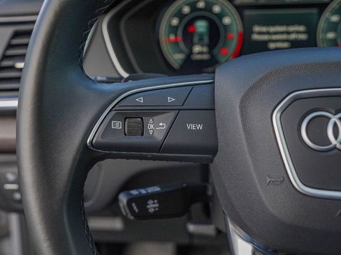 Used 2022 Audi Q5 2.0T Premium Plus image 11