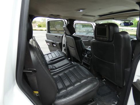 Used 2006 HUMMER H2 image 33
