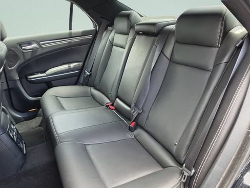 Used 2023 Chrysler 300 S w/ Comfort Group RWD image 26