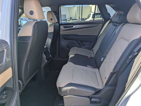 New 2026 Volkswagen Atlas Cross Sport SE FWD image 14