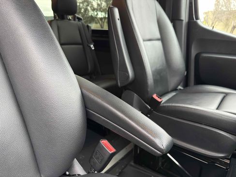 Used 2023 Mercedes-Benz Sprinter 2500 image 57