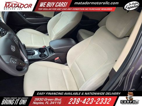 Used 2017 Hyundai Santa Fe Sport FWD image 11