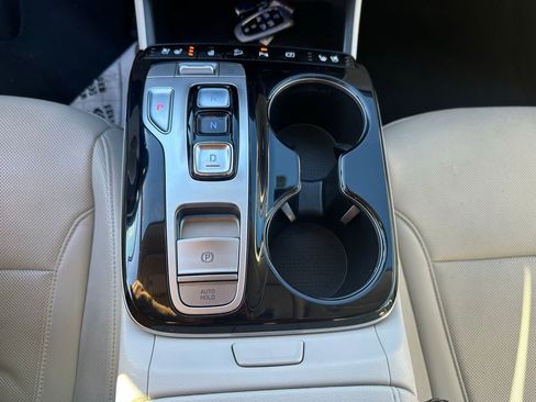 Used 2023 Hyundai Tucson Limited image 17