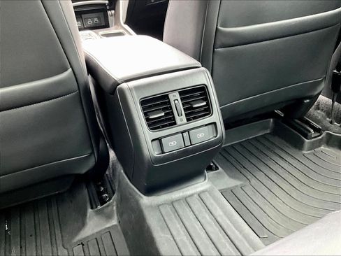 Used 2021 Honda Accord EX-L image 10