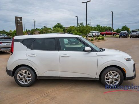 Used 2021 Kia Soul S FWD image 6