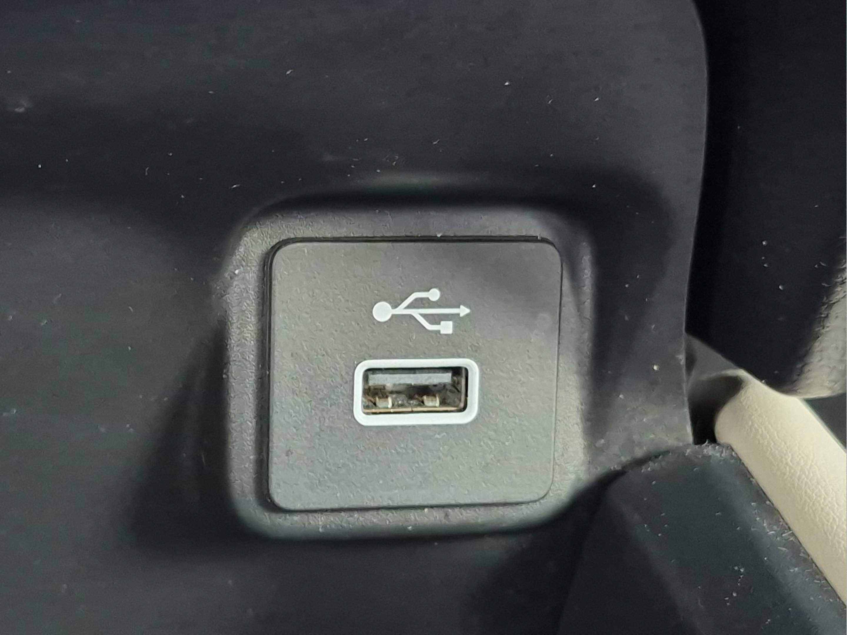 Certified 2024 Honda HR-V LX image 25