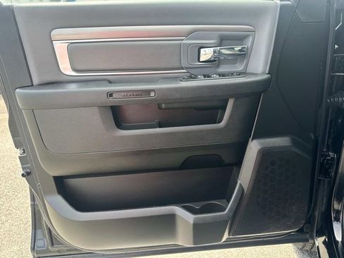 Used 2022 RAM 1500 Classic SLT w/ Electronics Group image 17