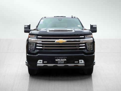 Used 2020 Chevrolet Silverado 3500 High Country w/ Snow Plow Prep/Camper Package image 8