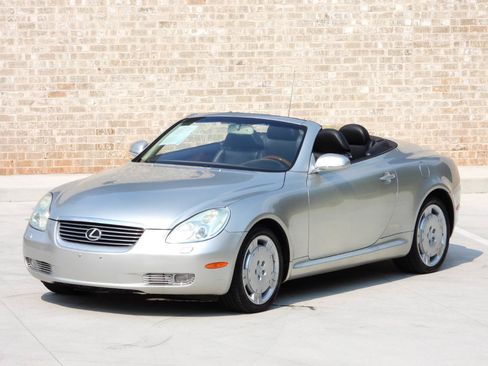 Used 2005 Lexus SC 430 Convertible RWD image 27
