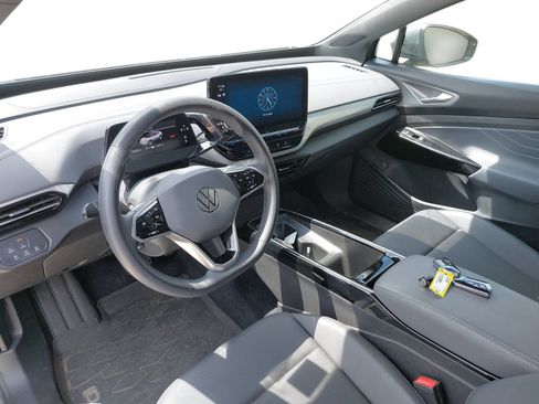 Used 2023 Volkswagen ID.4 Pro S Plus AWD/4WD image 5