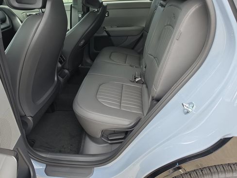 New 2027 Kia Seltos X-Line S w/ X-Line S Premium Package AWD/4WD image 17