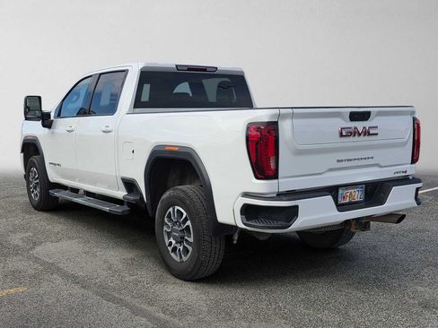 Used 2023 GMC Sierra 2500 AT4 w/ Snow Plow Prep/Camper Package AWD/4WD image 5