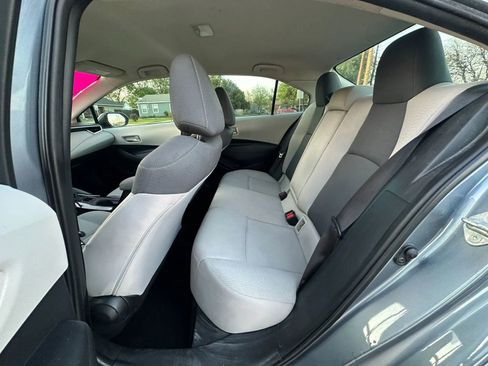 Used 2021 Toyota Corolla LE image 15