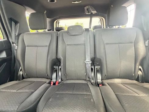 Used 2018 Ford Expedition XLT AWD/4WD image 18