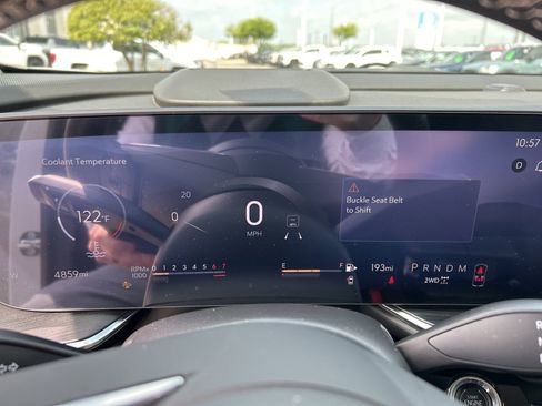 Used 2024 Buick Envision Preferred image 14