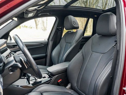 Used 2023 BMW X3 xDrive30i w/ Premium Package image 16