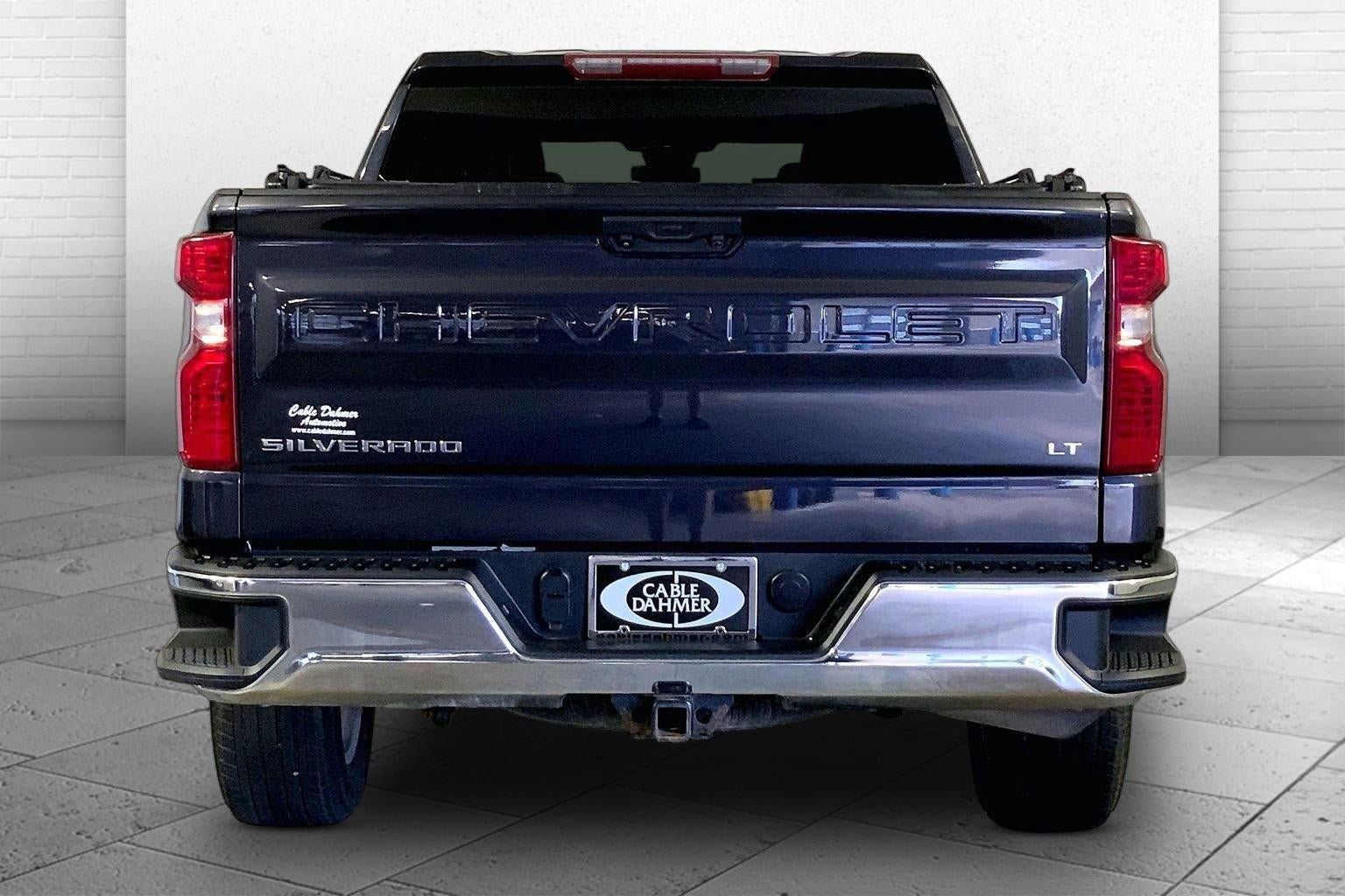 Used 2023 Chevrolet Silverado 1500 LT AWD/4WD image 3