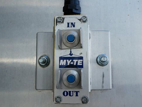 Used 2017 Ford F650 2WD Regular Cab Super Duty image 11