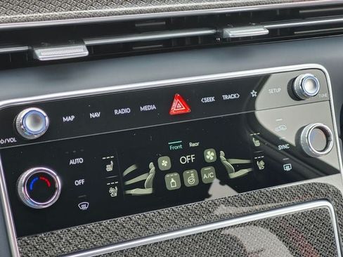 New 2026 Genesis GV80 3.5T e-SC AWD/4WD image 23